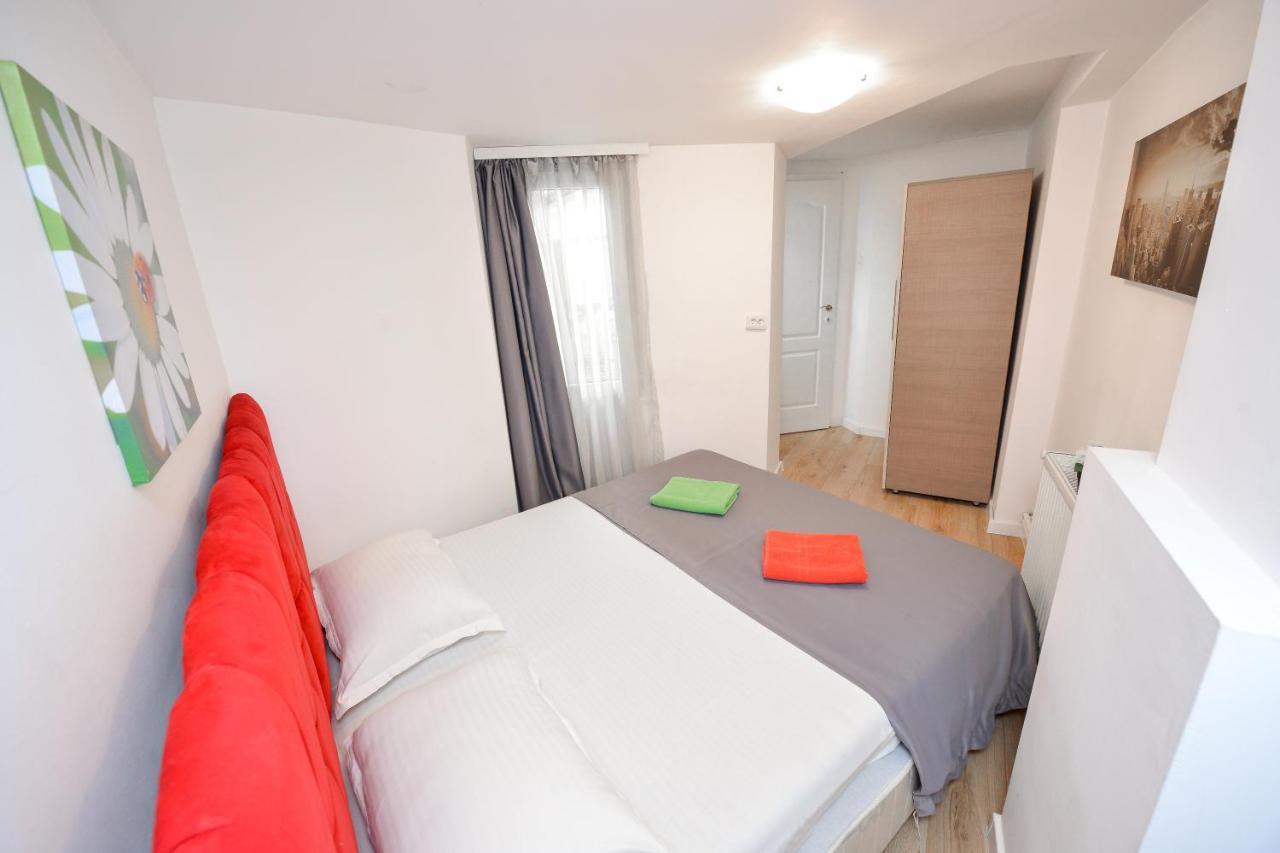Unirii Square Old Town Apartments Bukarest Kültér fotó